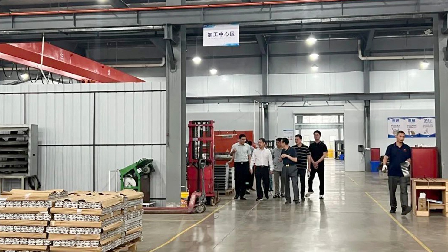 江西鑫金晖智能科技政府关怀
